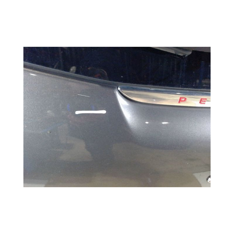 HAYON PEUGEOT 208