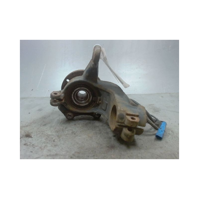 PIVOT AVANT GAUCHE PEUGEOT 208