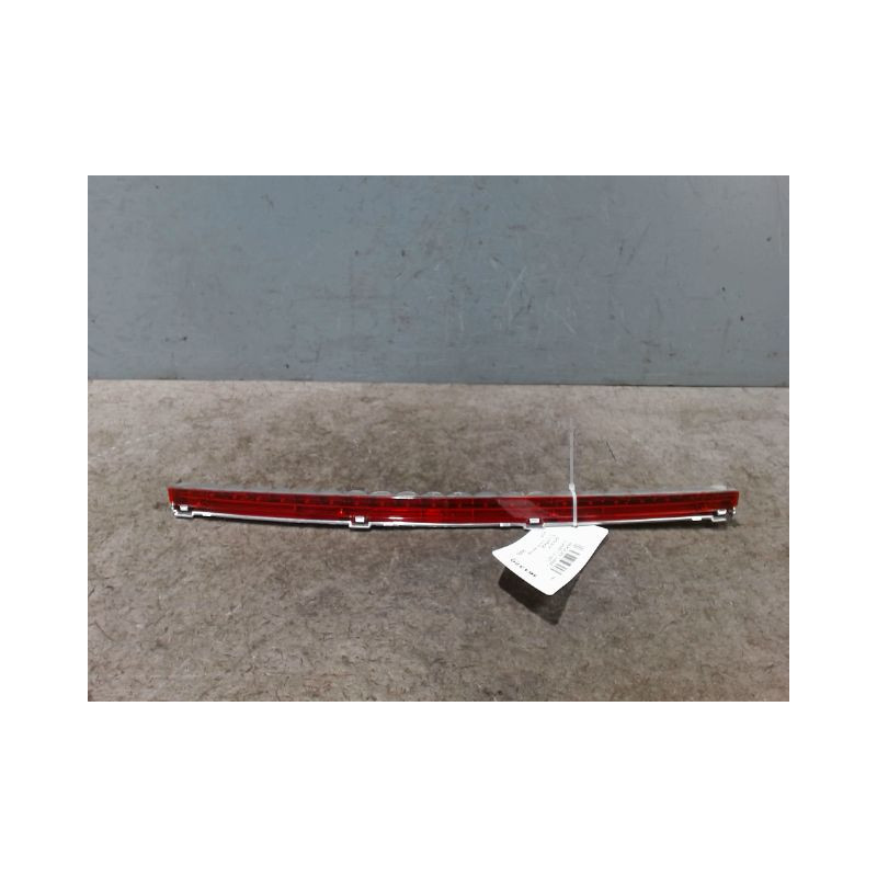 FEUX STOP SUPPLEMENTAIRE MERCEDES CLASSE C 2007-