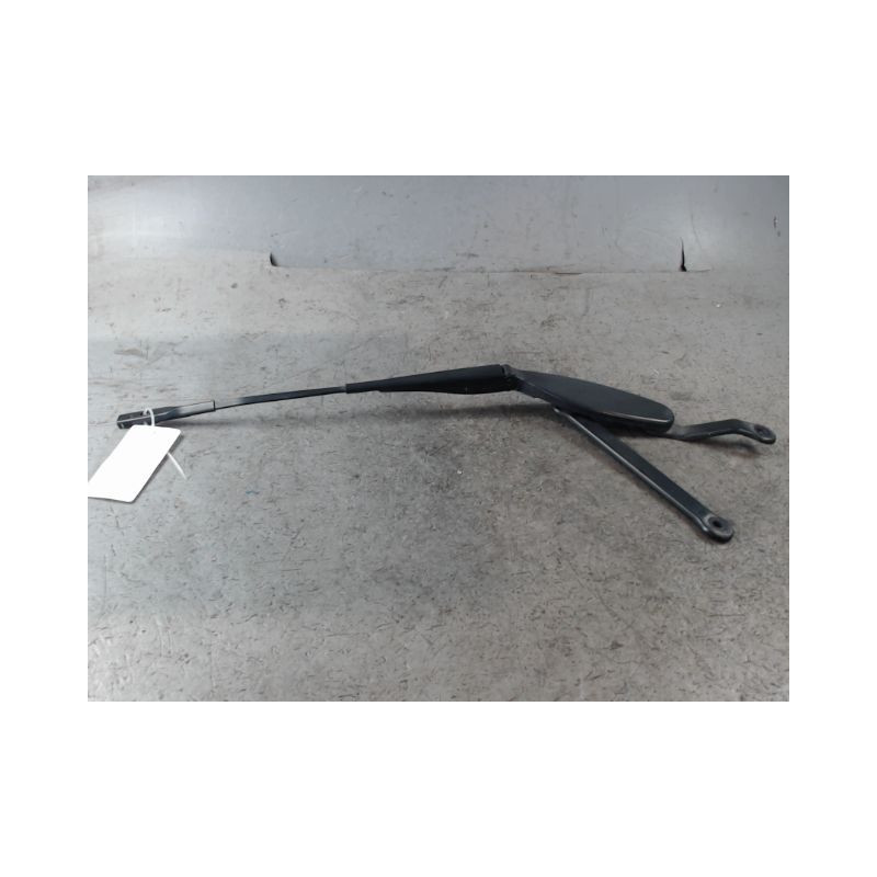 BRAS ESSUIE-GLACE AVANT DROIT MERCEDES CLASSE C 2007-