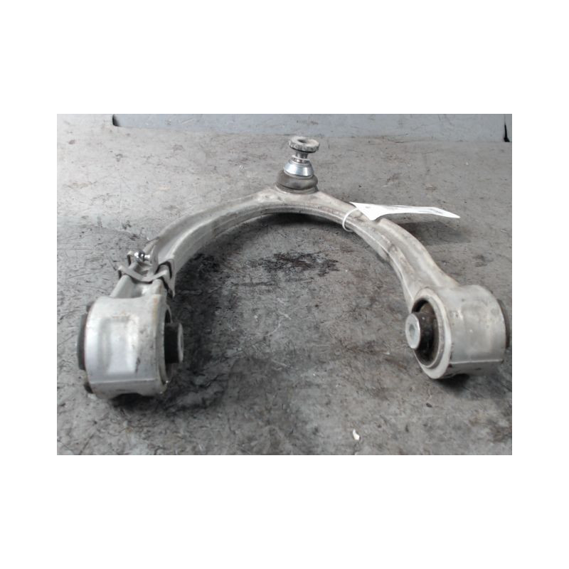 TRIANGLE SUPERIEUR AVANT GAUCHE MERCEDES CLASSE C 2007-