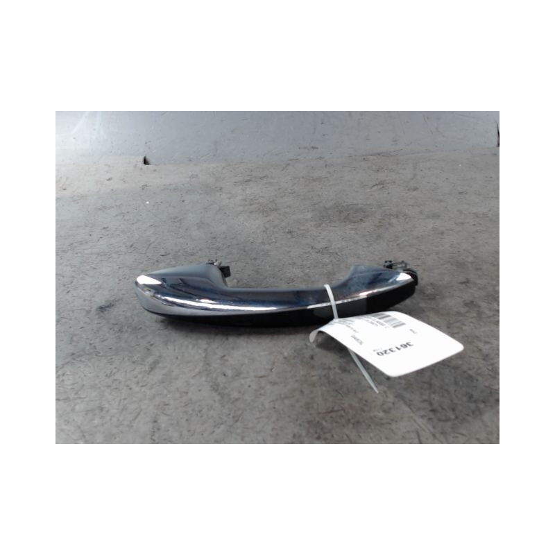 POIGNEE EXTERIEURE PORTE AVANT DROIT MERCEDES CLASSE C 2007-