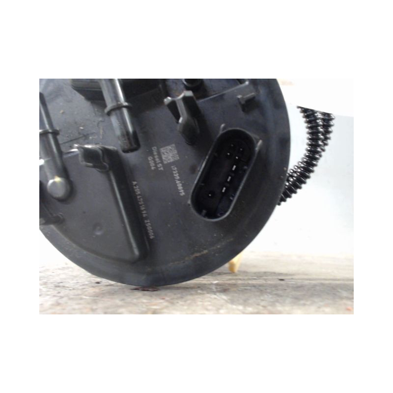 POMPE CARBURANT IMMERGEE MERCEDES CLASSE C 2007-