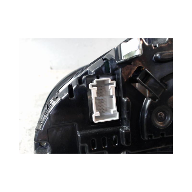 BLOC COMPTEURS MERCEDES CLASSE C 2007-