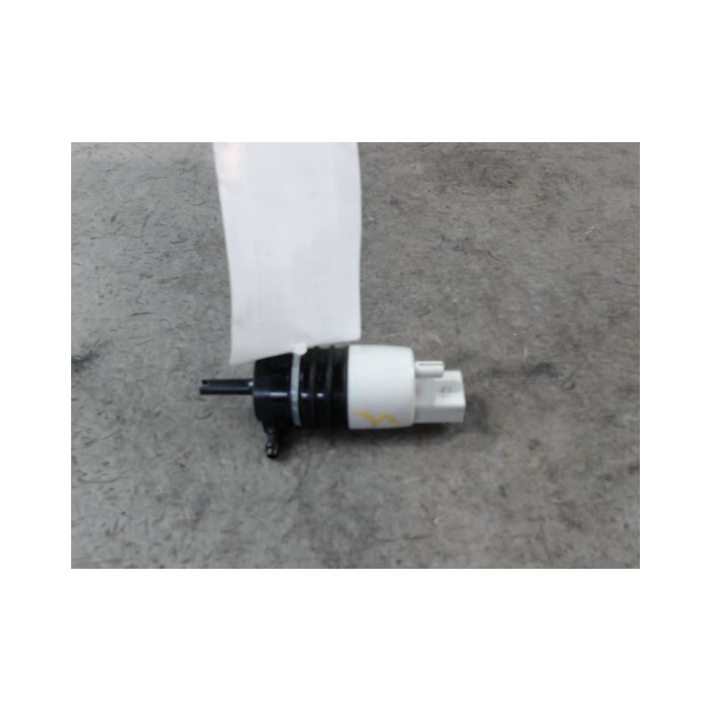 POMPE LAVE-GLACE AVANT MERCEDES CLASSE C 2007-