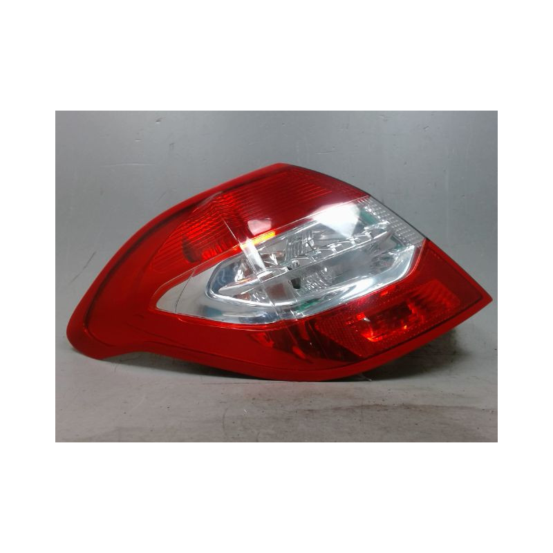 FEU ARRIERE GAUCHE  CITROEN C4