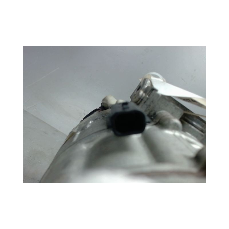 COMPRESSEUR AIR CONDITIONNE RENAULT ESPACE