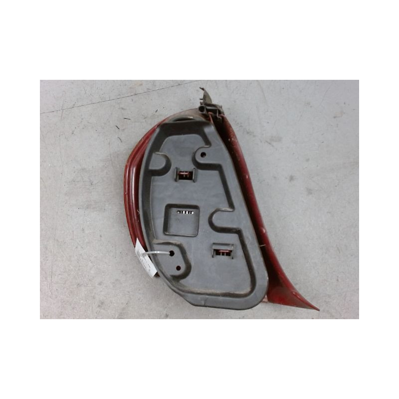 FEU ARRIERE DROIT CITROEN C5 2001-2004