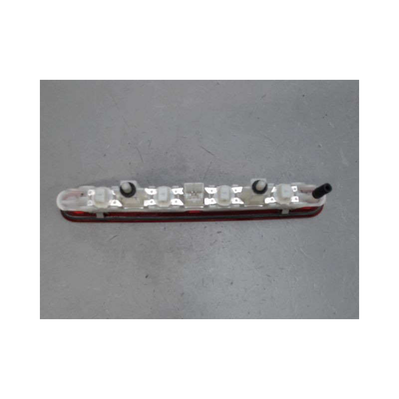 FEUX STOP SUPPLEMENTAIRE PEUGEOT 207