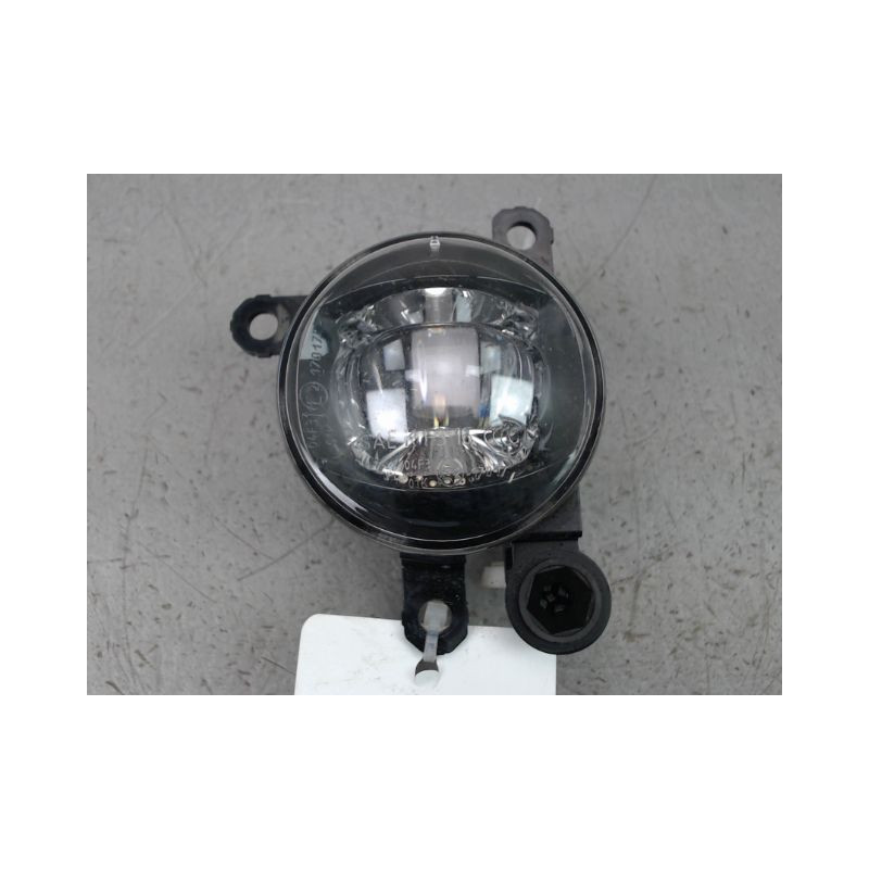 PHARE ANTIBROUILLARD AVANT DROIT OPEL CORSA