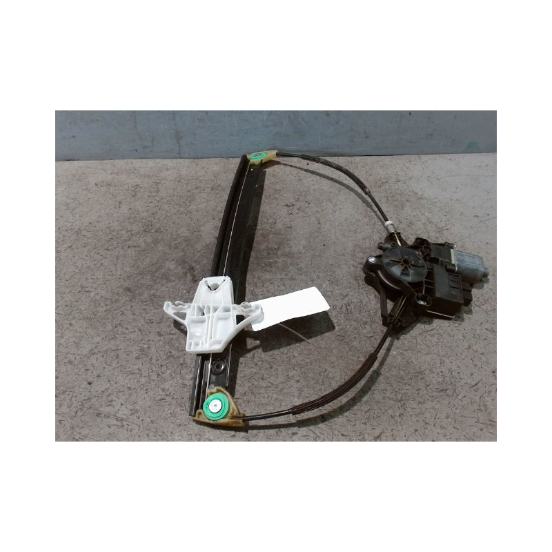 MECANISME+MOTEUR LEVE-GLACE ARRIERE DROIT SKODA OCTAVIA 2008-