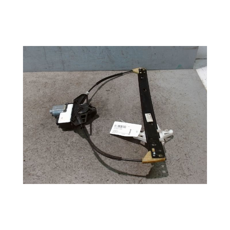 MECANISME+MOTEUR LEVE-GLACE ARRIERE DROIT SKODA OCTAVIA 2008-