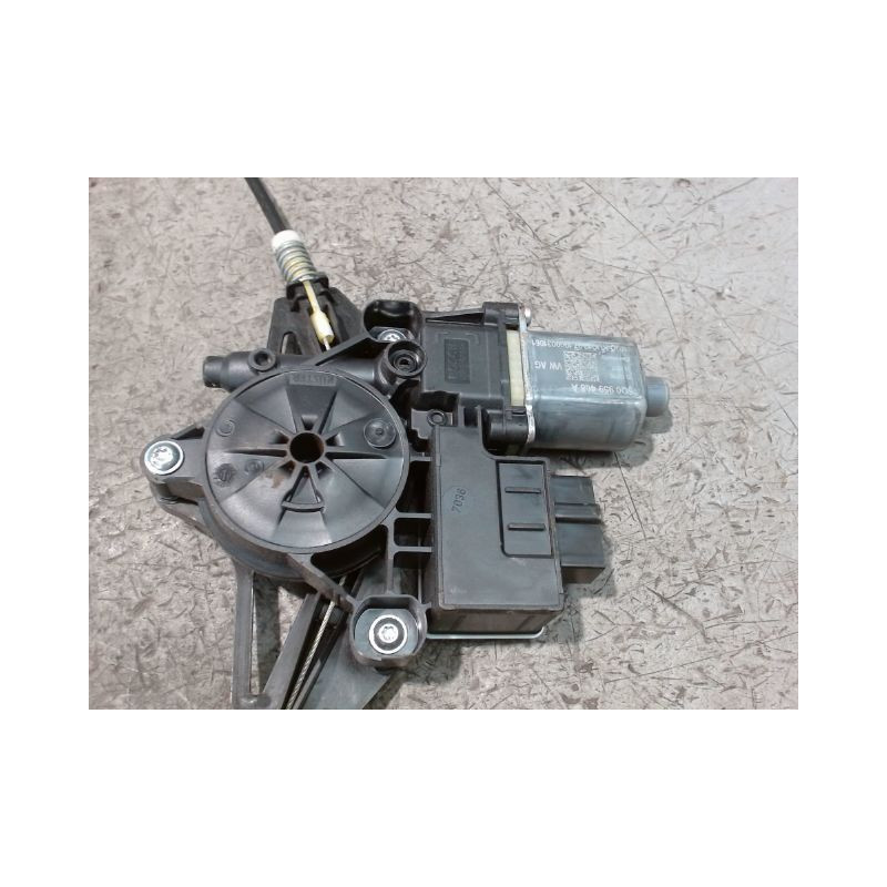 MECANISME+MOTEUR LEVE-GLACE ARRIERE DROIT SKODA OCTAVIA 2008-