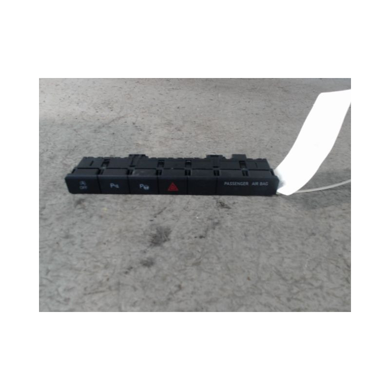 BOUTON DE WARNING VOLKSWAGEN T-CROSS