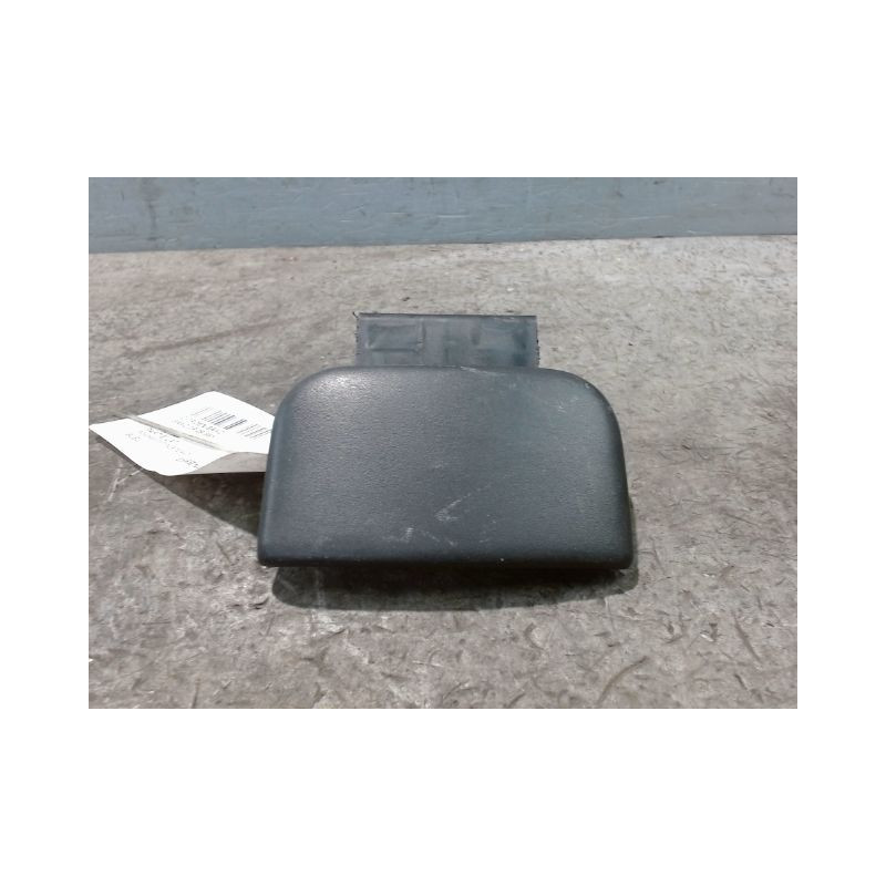 POIGNEE EXTERIEURE PORTE AVANT DROIT CITROEN SAXO 99-