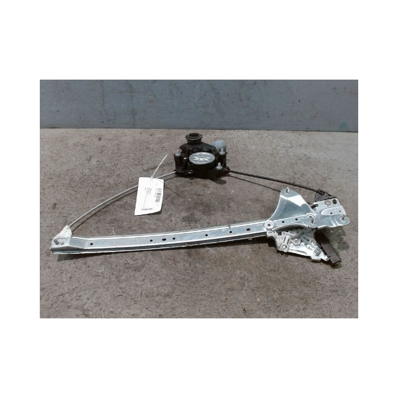 MECANISME+MOTEUR LEVE-GLACE AVANT DROIT TOYOTA RAV4