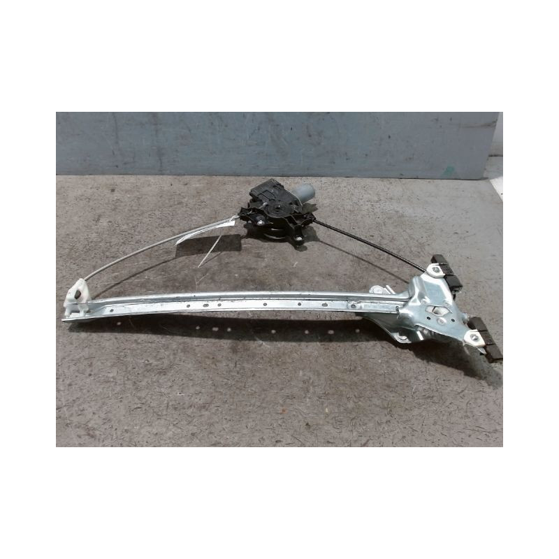 MECANISME+MOTEUR LEVE-GLACE AVANT GAUCHE TOYOTA RAV4