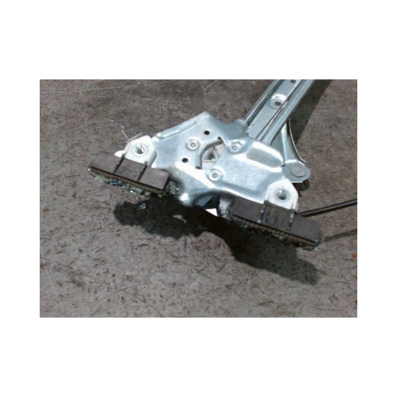 MECANISME+MOTEUR LEVE-GLACE AVANT GAUCHE TOYOTA RAV4