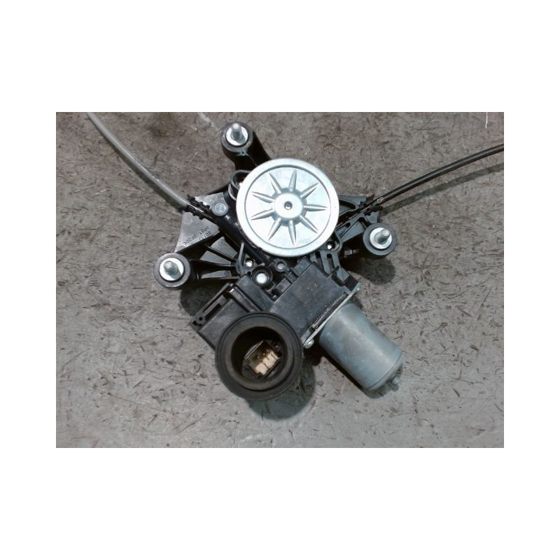 MECANISME+MOTEUR LEVE-GLACE ARRIERE GAUCHE TOYOTA RAV4
