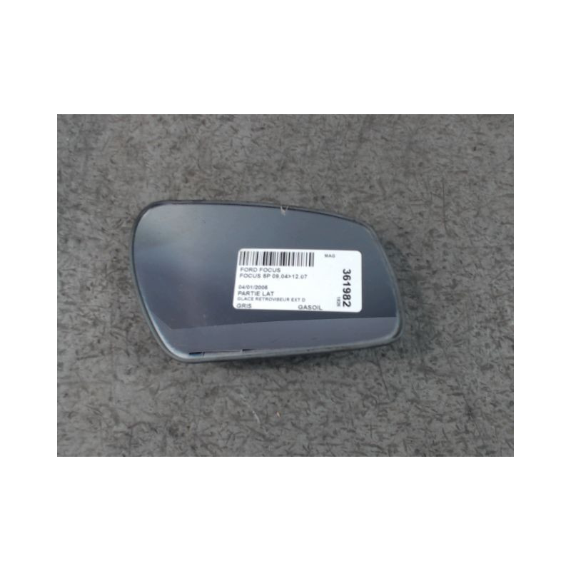GLACE RETROVISEUR EXT D FORD FOCUS 04-07