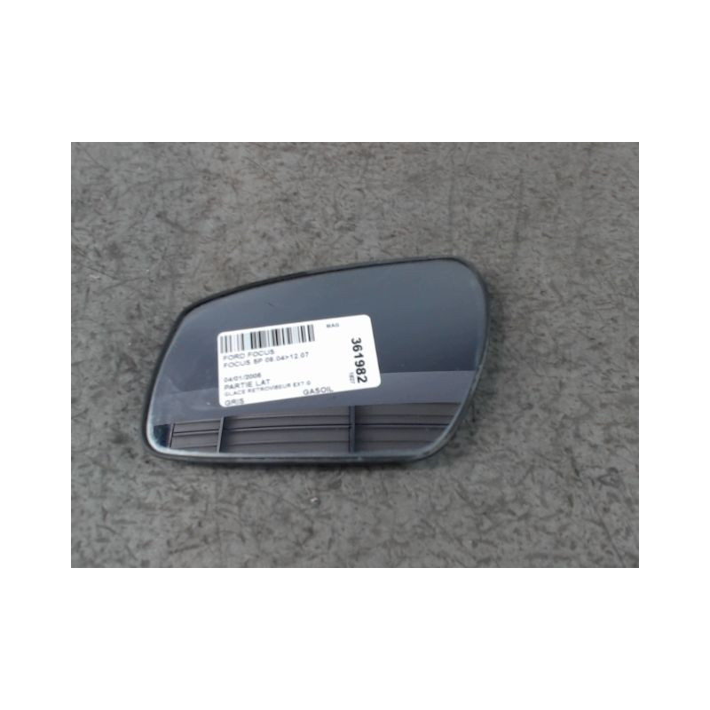GLACE RETROVISEUR EXT G FORD FOCUS 04-07