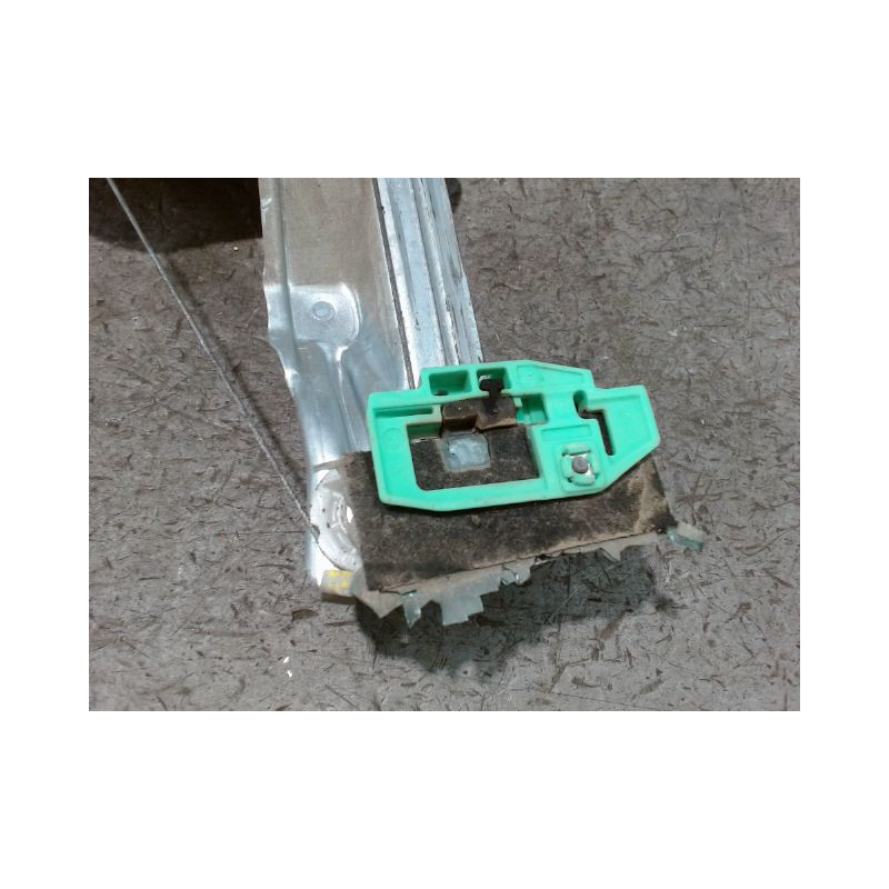 MECANISME+MOTEUR LEVE-GLACE AVANT DROIT RENAULT MODUS 2008-