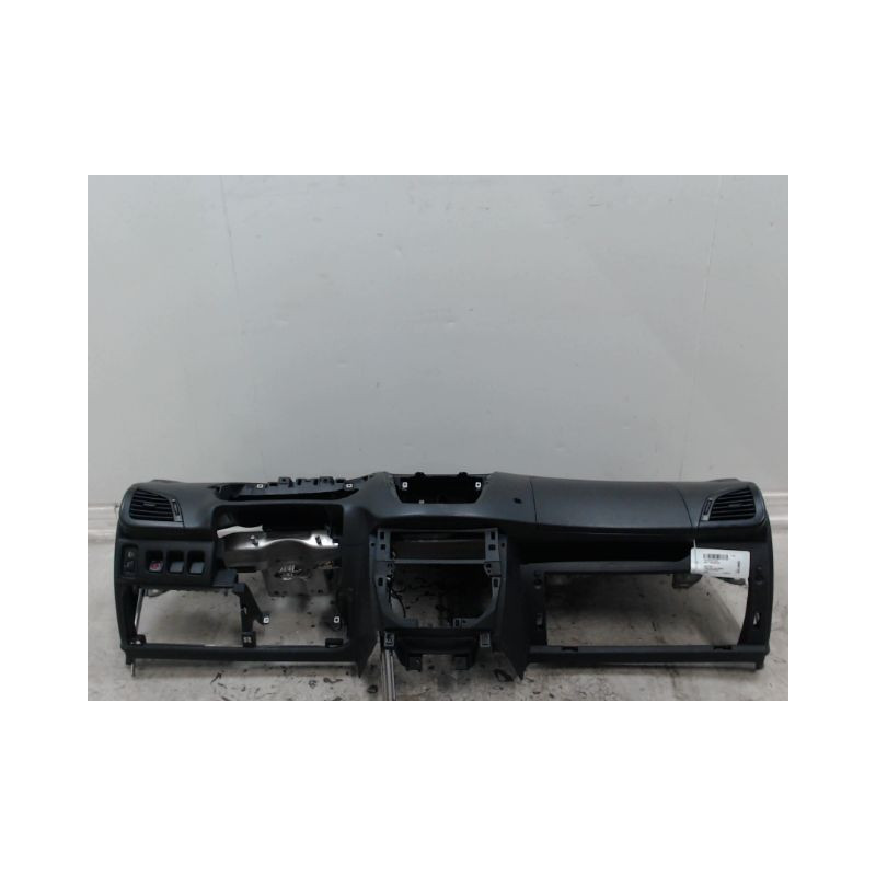 PLANCHE DE BORD  PEUGEOT 206 + 2009-2013