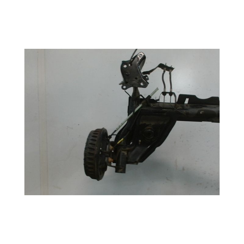 TRAIN ARRIERE RENAULT CLIO