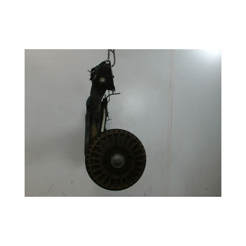 TRAIN ARRIERE RENAULT CLIO