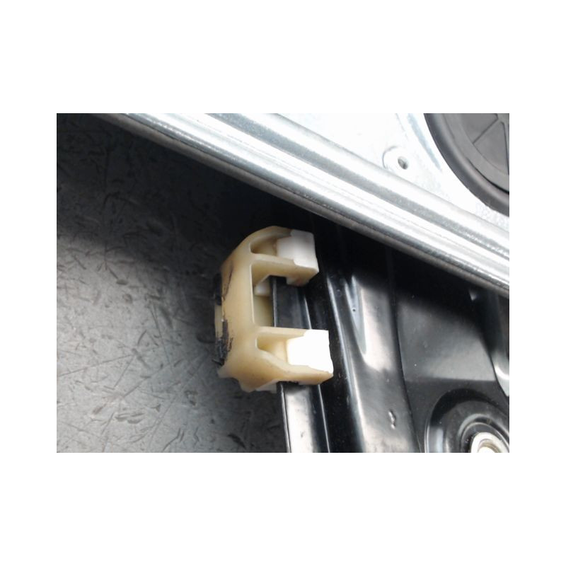 MECANISME LEVE-GLACE AVANT GAUCHE VOLKSWAGEN POLO