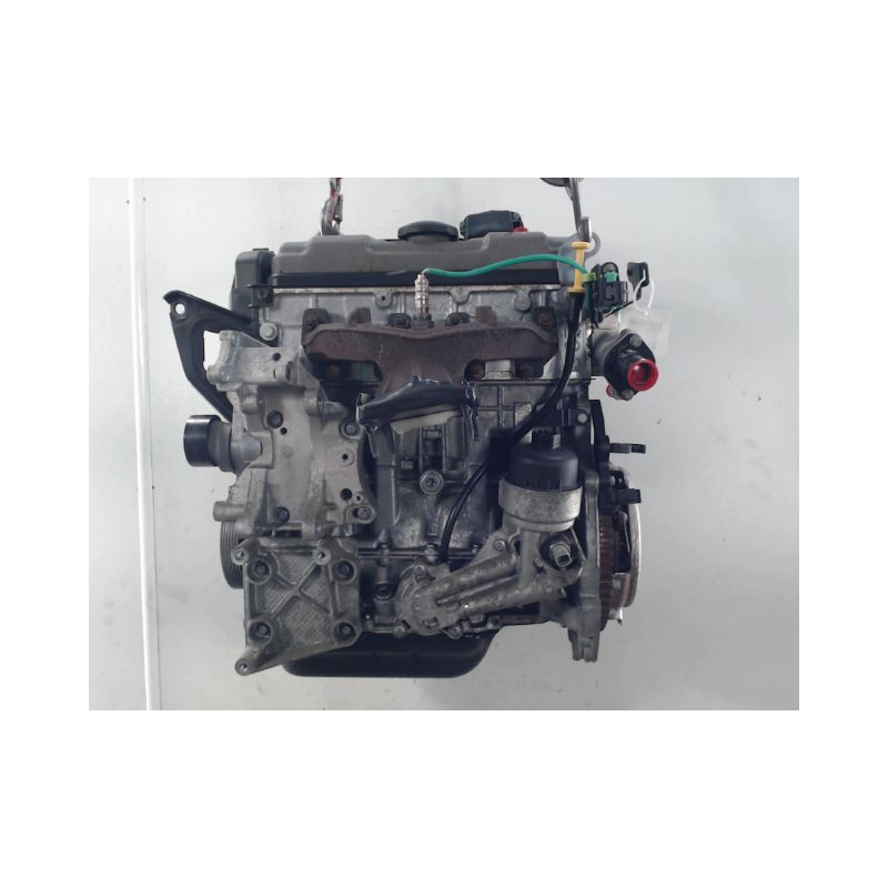 MOTEUR ESSENCE PEUGEOT 206 1.4 i 