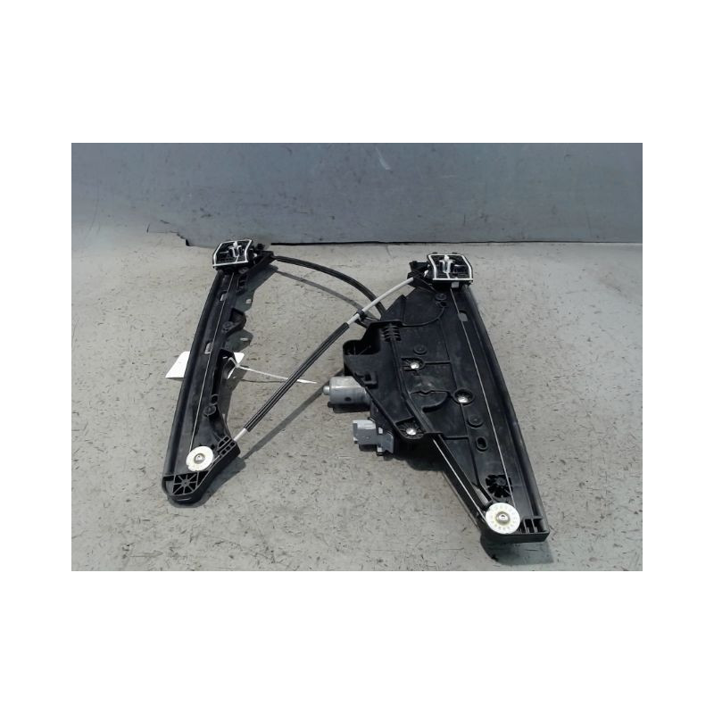 MECANISME+MOTEUR LEVE-GLACE AVANT DROIT PEUGEOT 2008