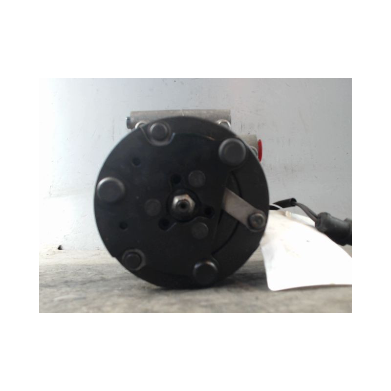 COMPRESSEUR AIR CONDITIONNE FORD FIESTA 02 -05