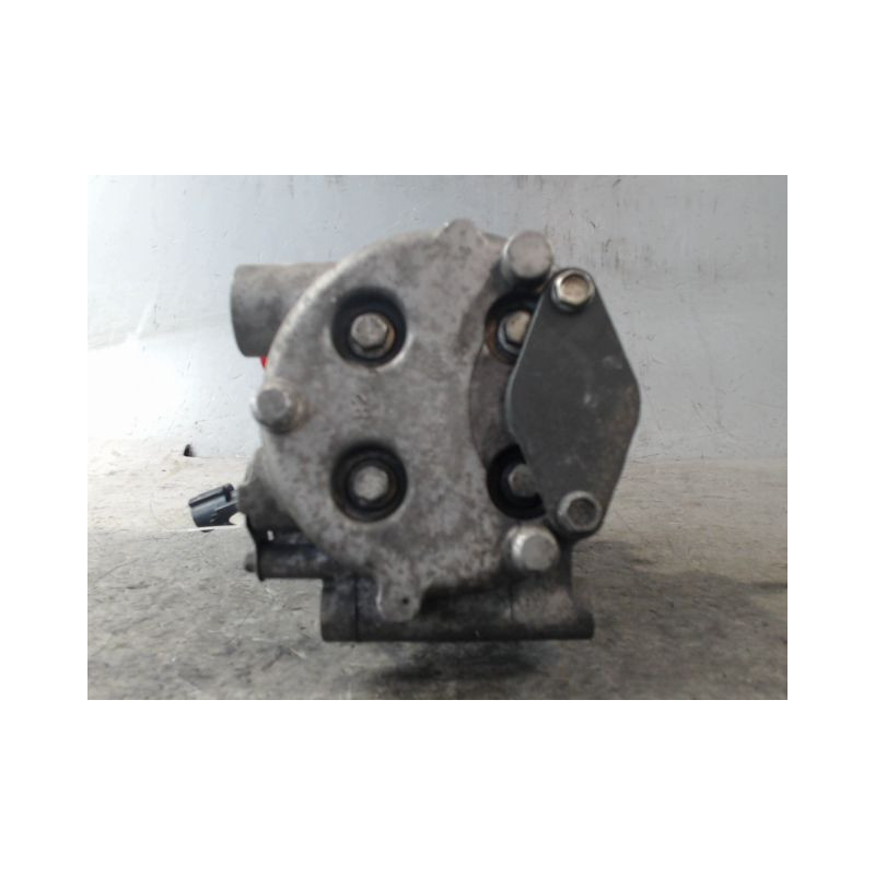 COMPRESSEUR AIR CONDITIONNE FORD FIESTA 02 -05