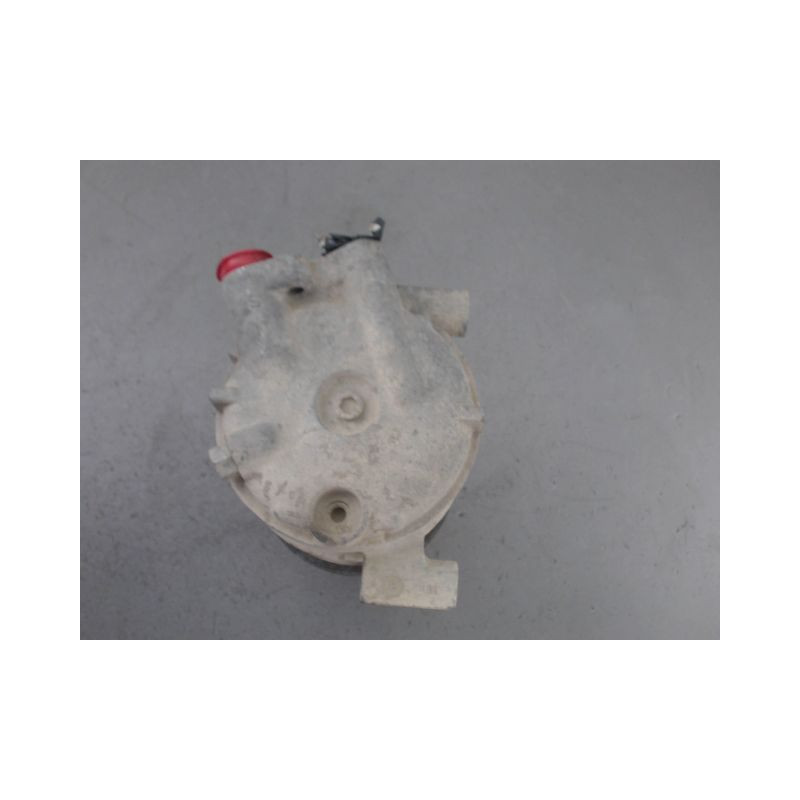 COMPRESSEUR AIR CONDITIONNE NISSAN KING-CAB