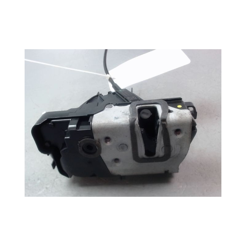 SYSTEME CONDAMNATION ARRIERE GAUCHE FORD PUMA