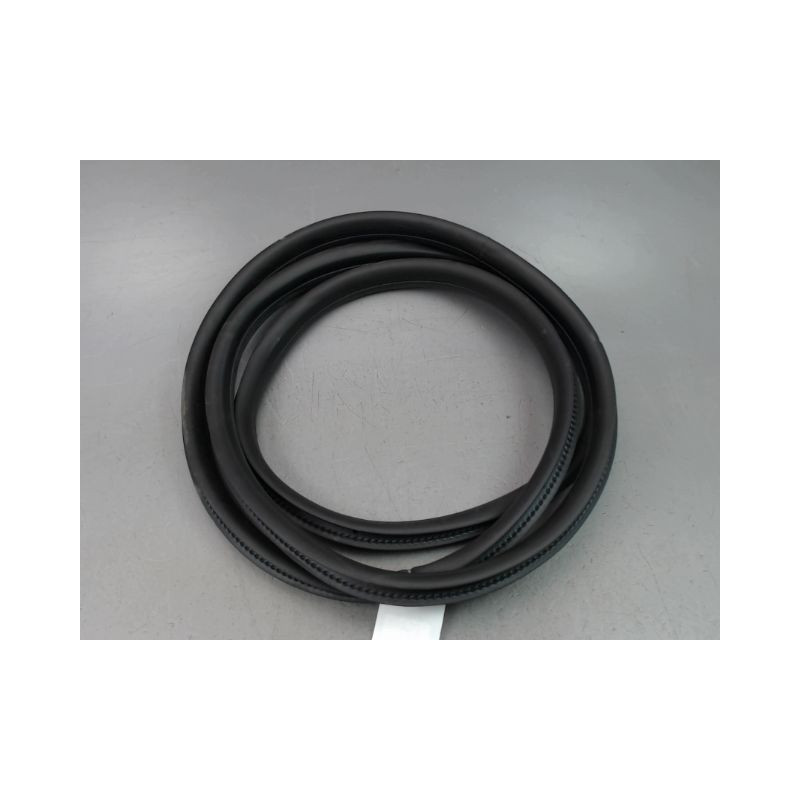 JOINT PORTE AVANT GAUCHE FORD PUMA