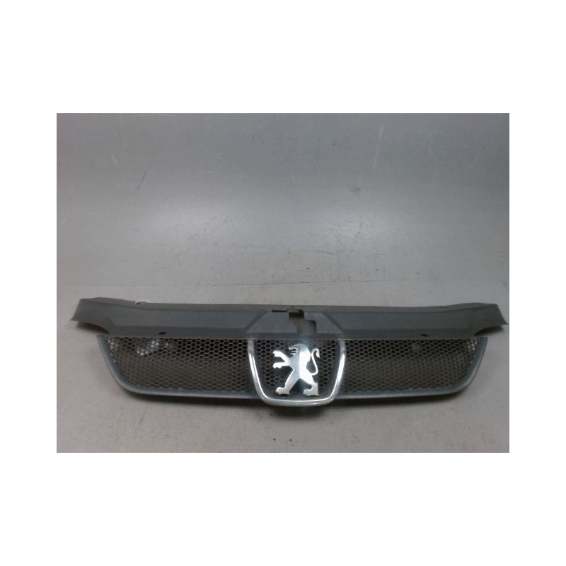 CALANDRE PEUGEOT 406 99-04