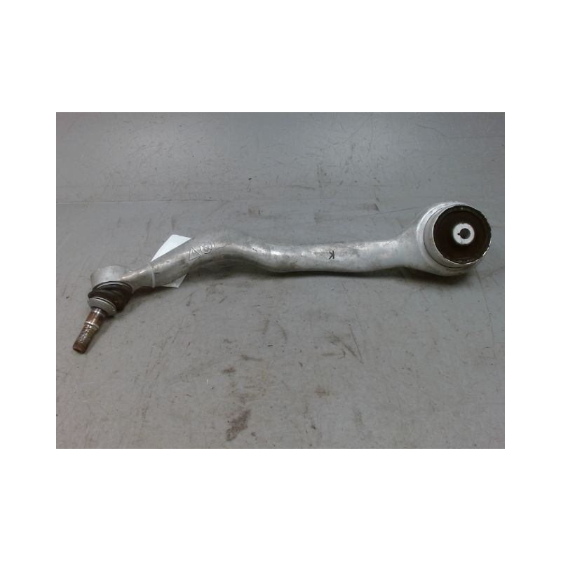 TRIANGLE INFERIEUR AVANT DROIT BMW SERIE 1