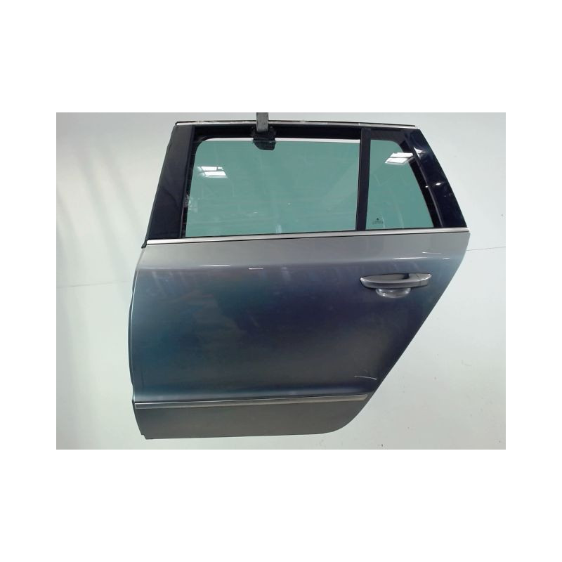 PORTE ARRIERE GAUCHE SKODA SUPERB