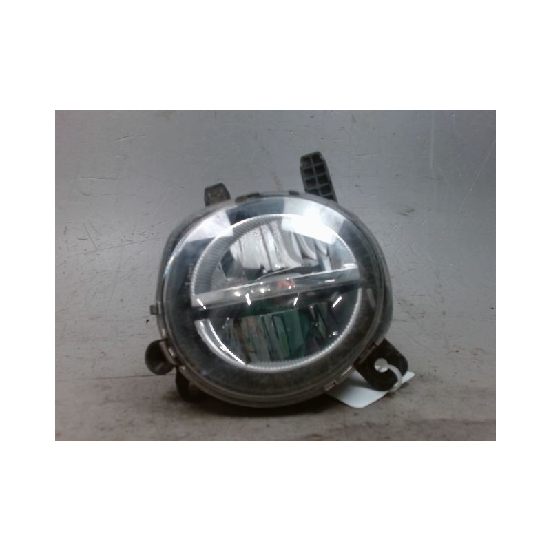 PHARE ANTIBROUILLARD AVANT DROIT BMW SERIE 1