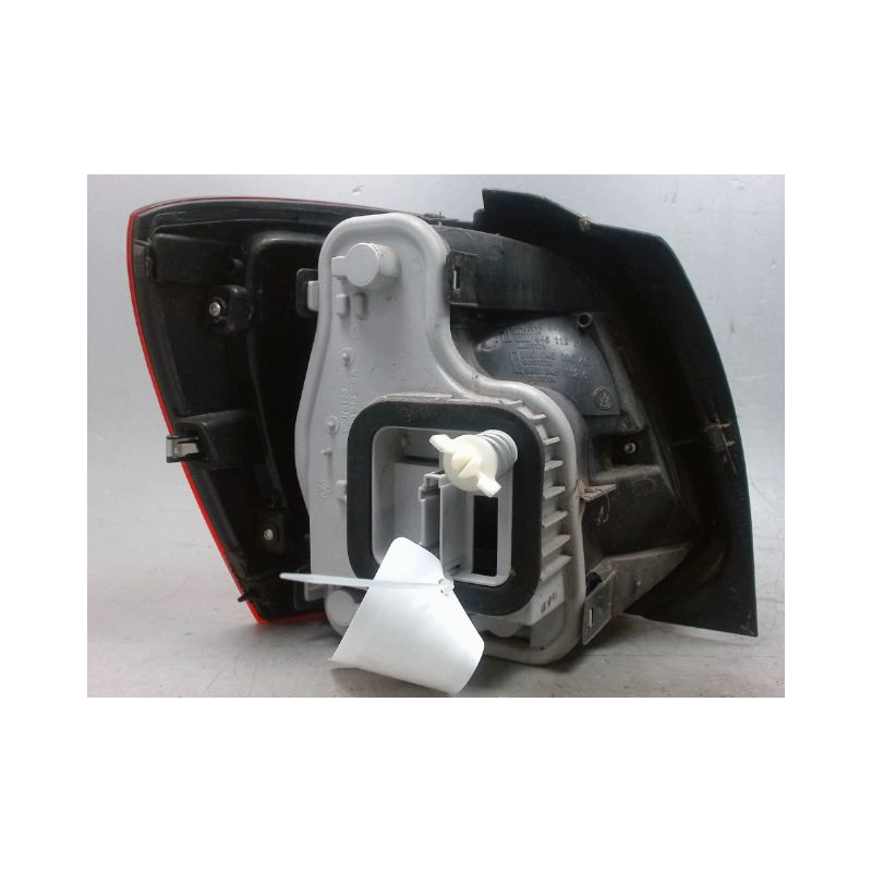 FEU ARRIERE DROIT VOLKSWAGEN POLO 2009-