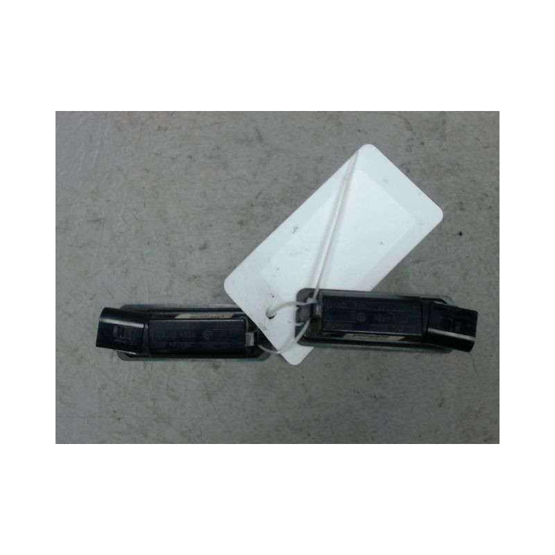 ECLAIREUR PLAQUE DE POLICE VOLKSWAGEN POLO 2009-