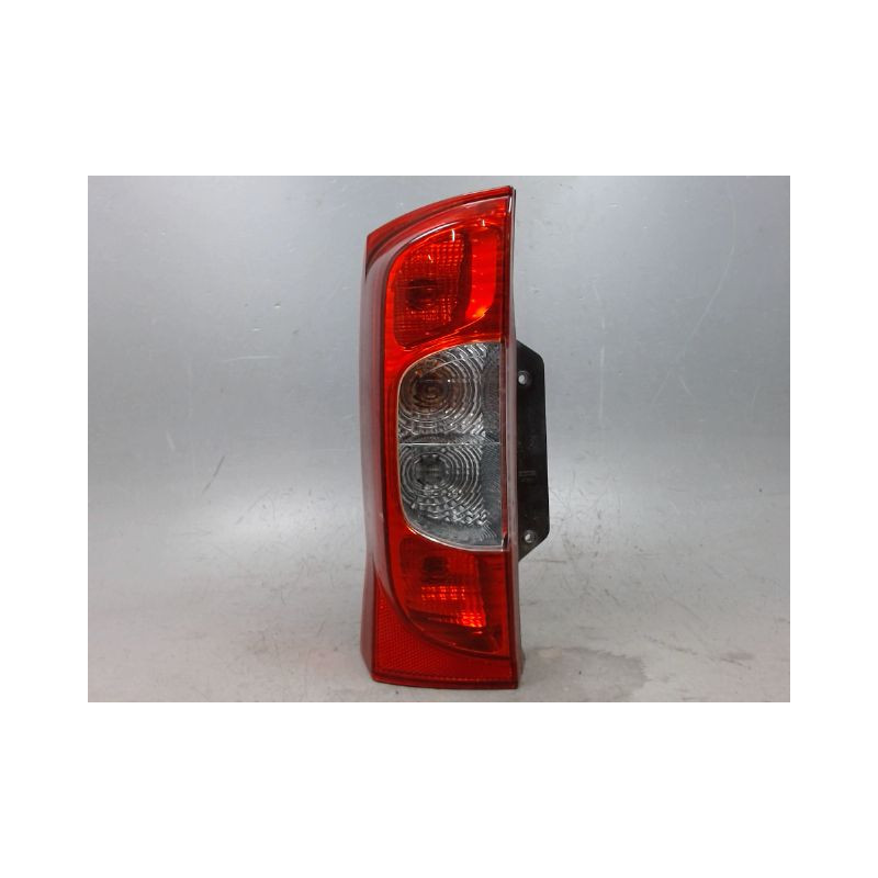 FEU ARRIERE GAUCHE  PEUGEOT BIPPER