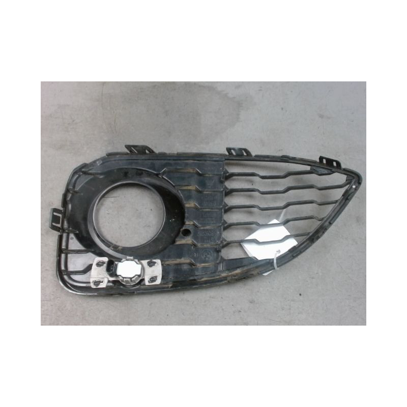GRILLE VENTILATION PARE-CHOC AVD BMW SERIE 1