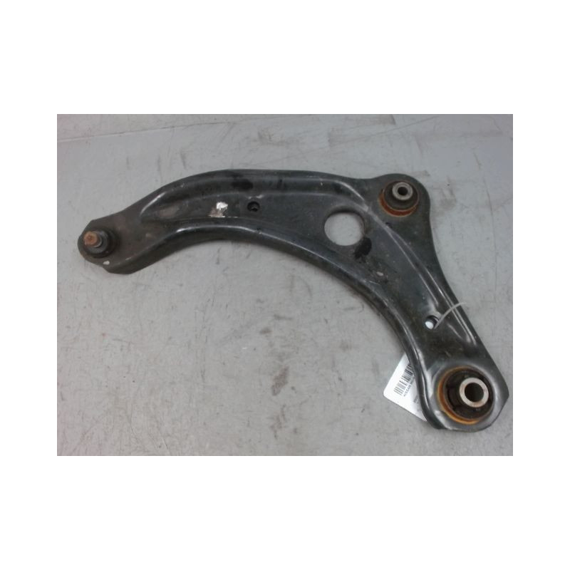 TRIANGLE INFERIEUR AVANT GAUCHE NISSAN MICRA