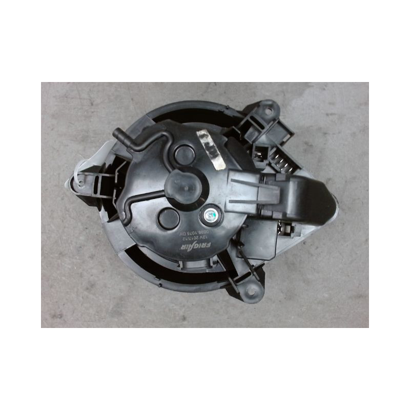 MOTEUR VENTILATEUR CHAUFFAGE CITROEN BERLINGO BREAK -2002