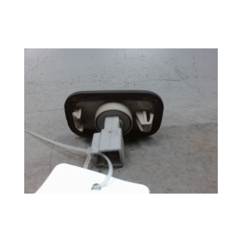 REPETITEUR AILE GAUCHE NISSAN TERRANO II 99-2002