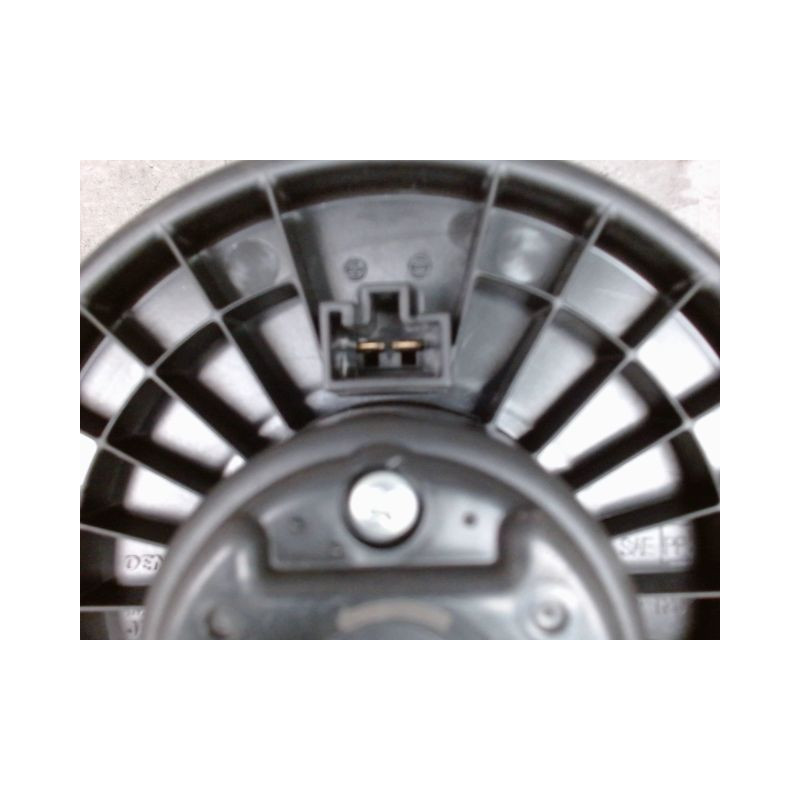 MOTEUR VENTILATEUR CHAUFFAGE DAIHATSU CUORE
