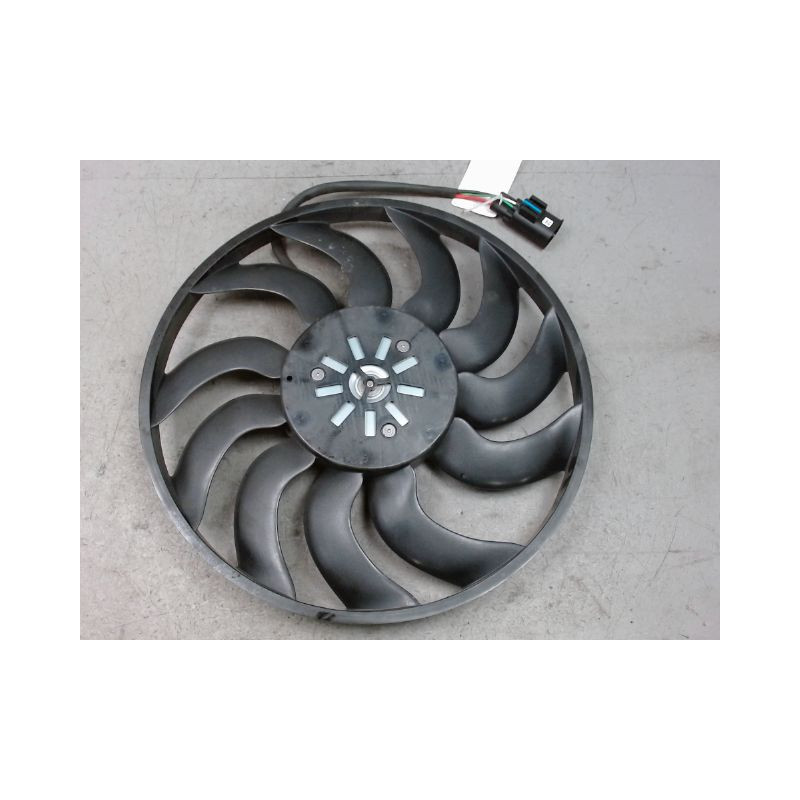 MOTEUR VENTILATEUR RADIATEUR B.M.W. SERIE 1